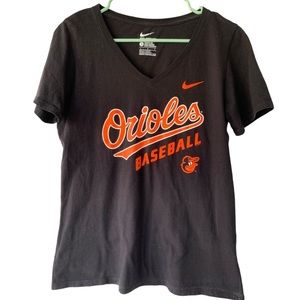 NIKE ORIOLES V-NECK T-SHIRT
